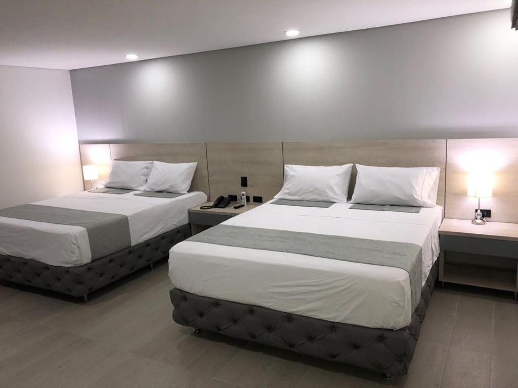 Hotel Loup Medellín Buitenkant foto