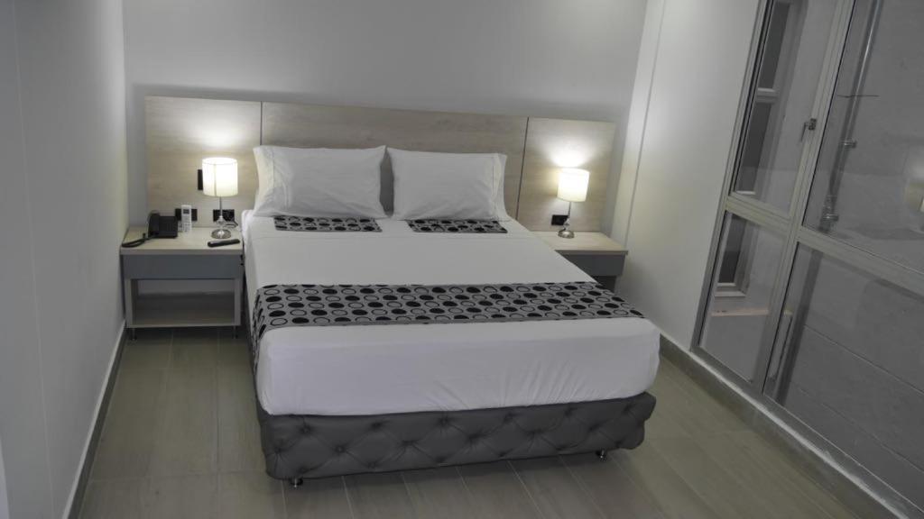 Hotel Loup Medellín Buitenkant foto