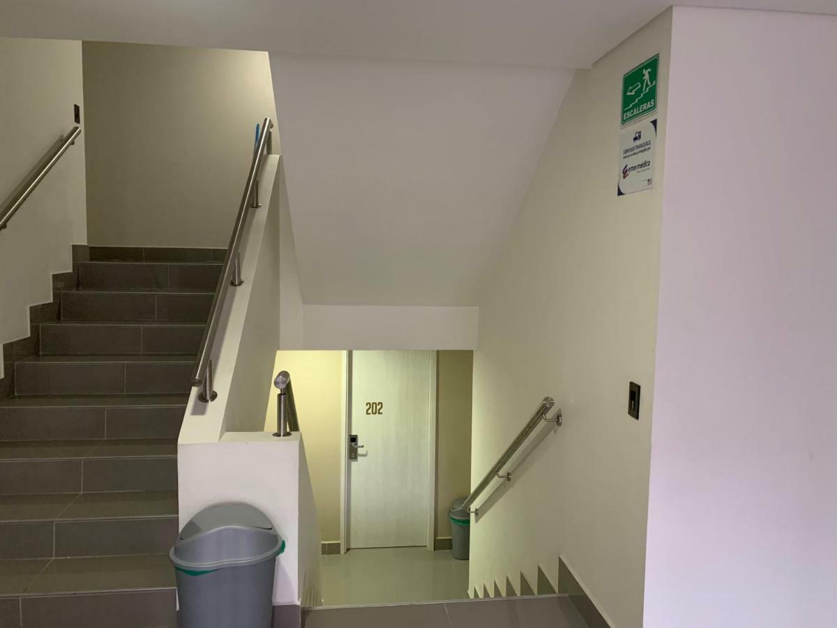 Hotel Loup Medellín Buitenkant foto
